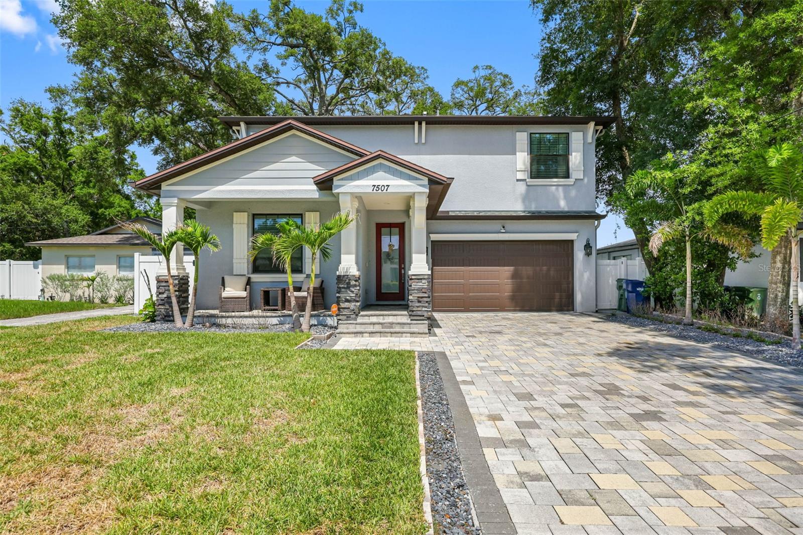 Single Family Residence in TAMPA, FL - Daniel Dourado
