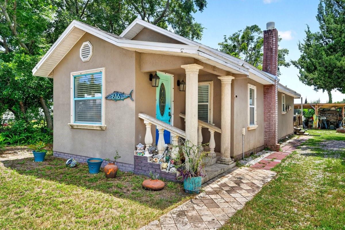Single Family Residence in NEW SMYRNA BEACH, FL - Daniel Dourado