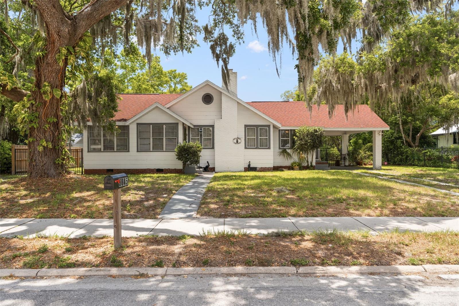 Single Family Residence em NEW PORT RICHEY, FL - Daniel Dourado