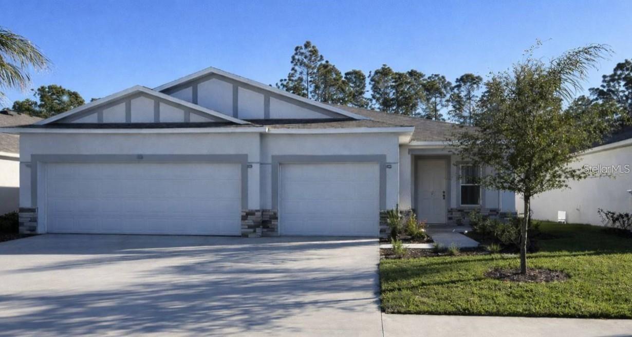 Single Family Residence in EDGEWATER, FL - Daniel Dourado