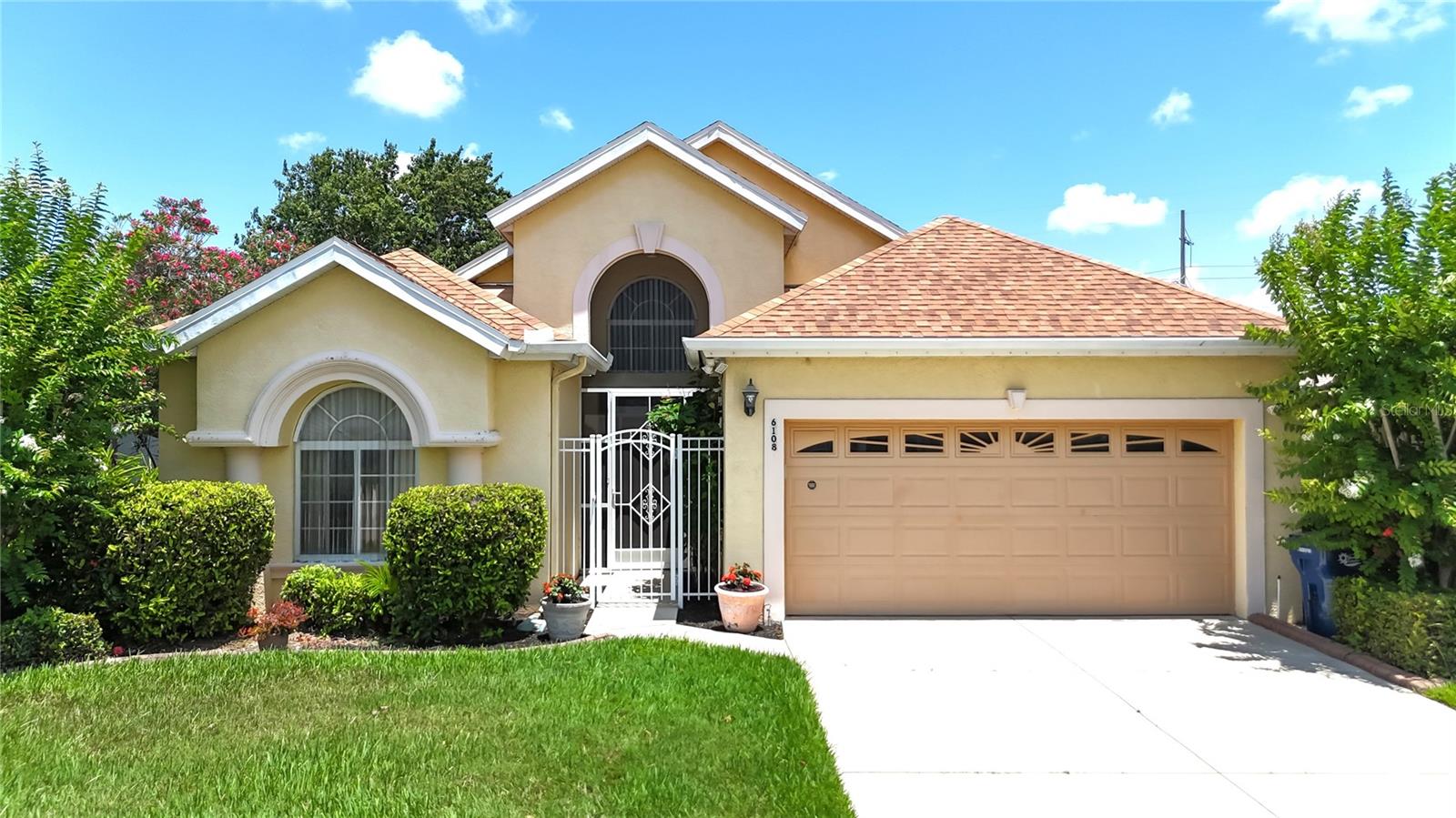 Single Family Residence in ELLENTON, FL - Daniel Dourado