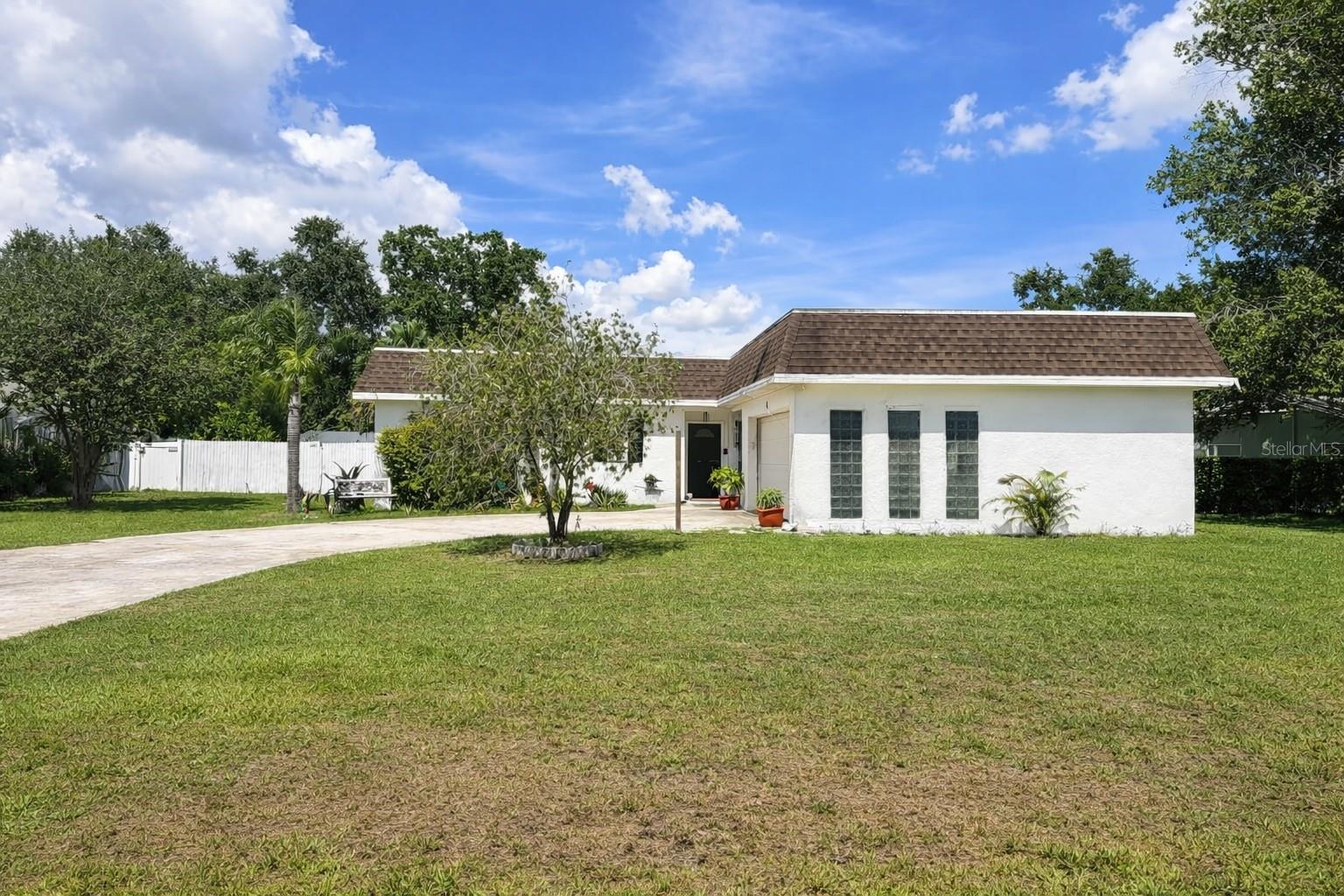 Single Family Residence em LAND O LAKES, FL - Daniel Dourado