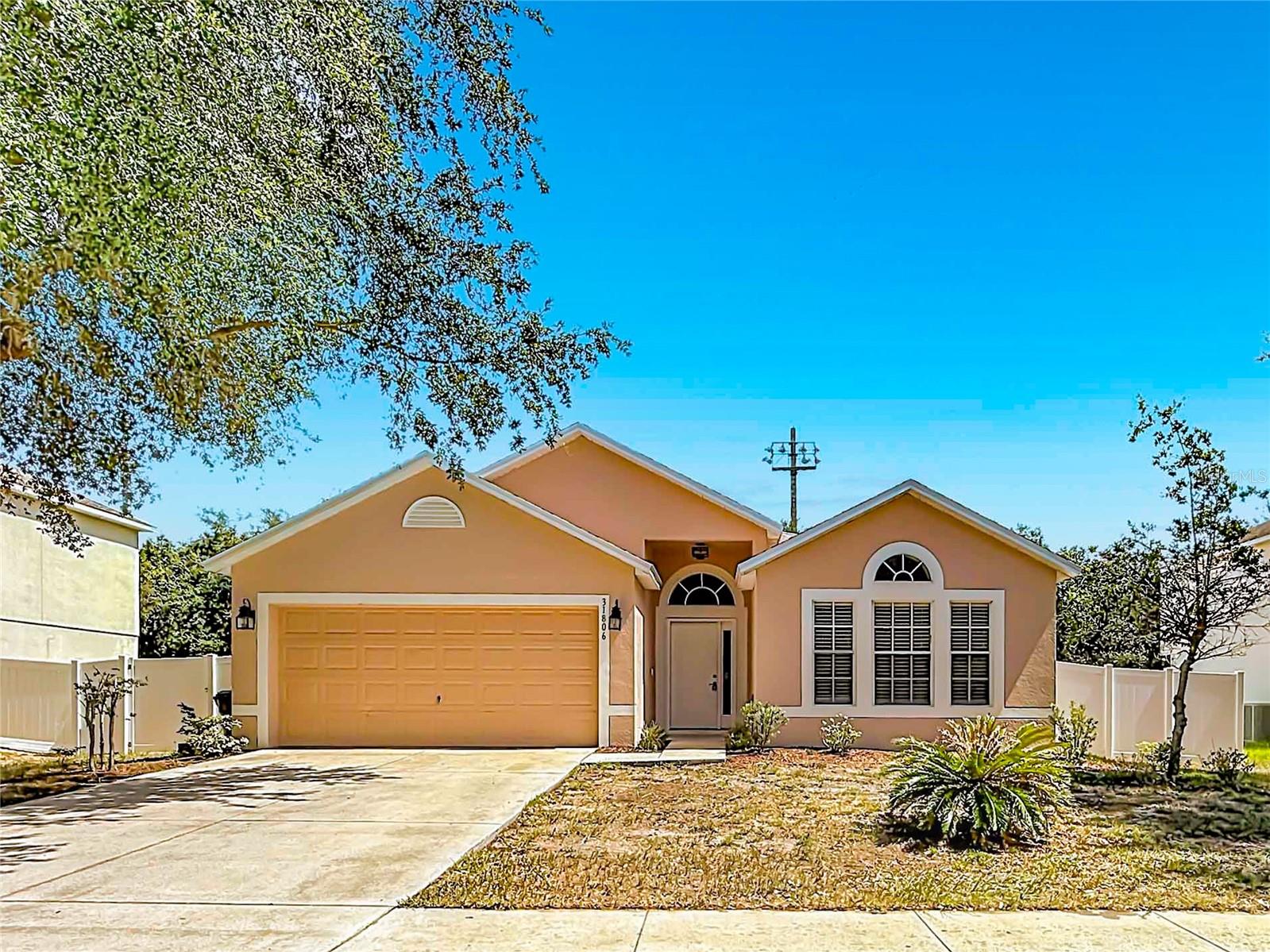 Single Family Residence em LEESBURG, FL - Daniel Dourado