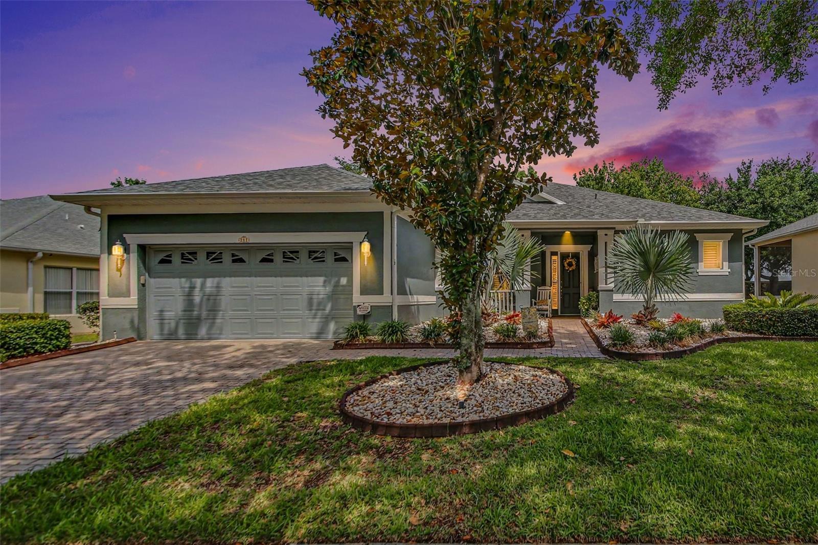 Single Family Residence in GROVELAND, FL - Daniel Dourado