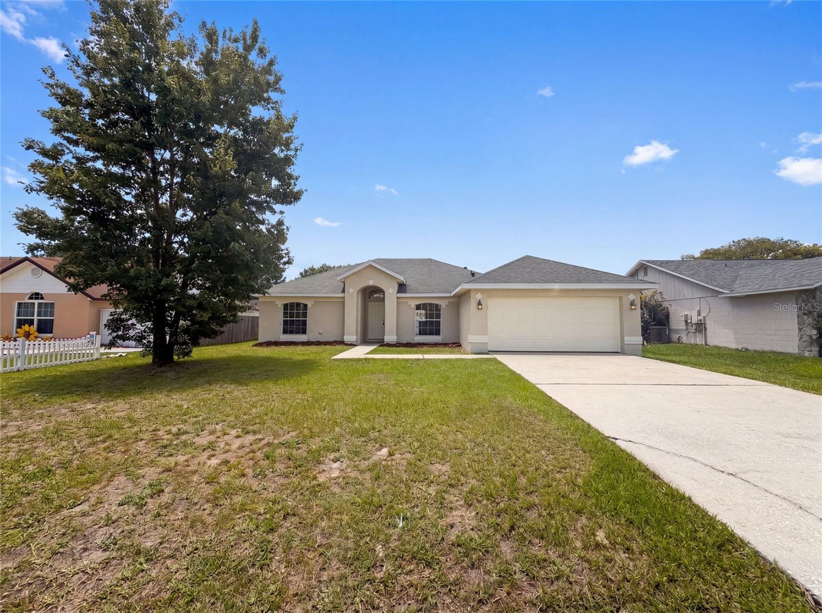 Single Family Residence in KISSIMMEE, FL - Daniel Dourado