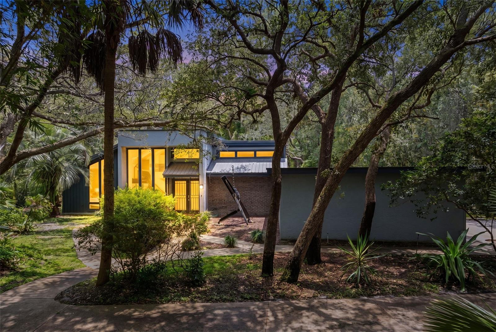 Single Family Residence em WINTER SPRINGS, FL - Daniel Dourado