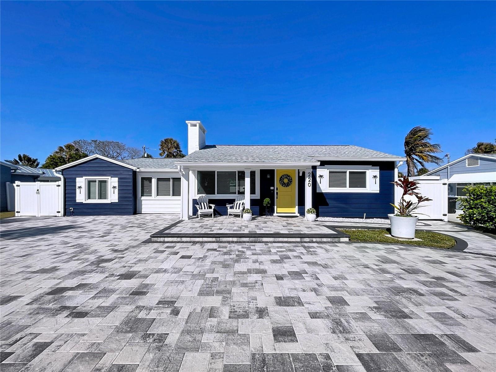 Single Family Residence em ST PETE BEACH, FL - Daniel Dourado
