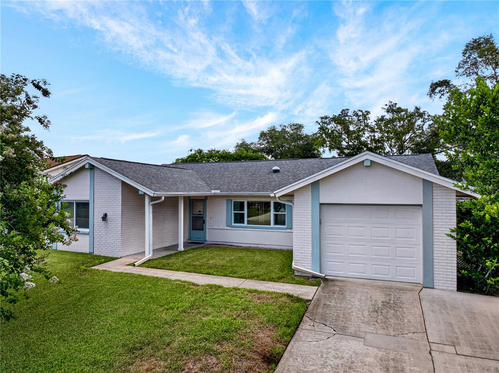 Single Family Residence in HUDSON, FL - Daniel Dourado