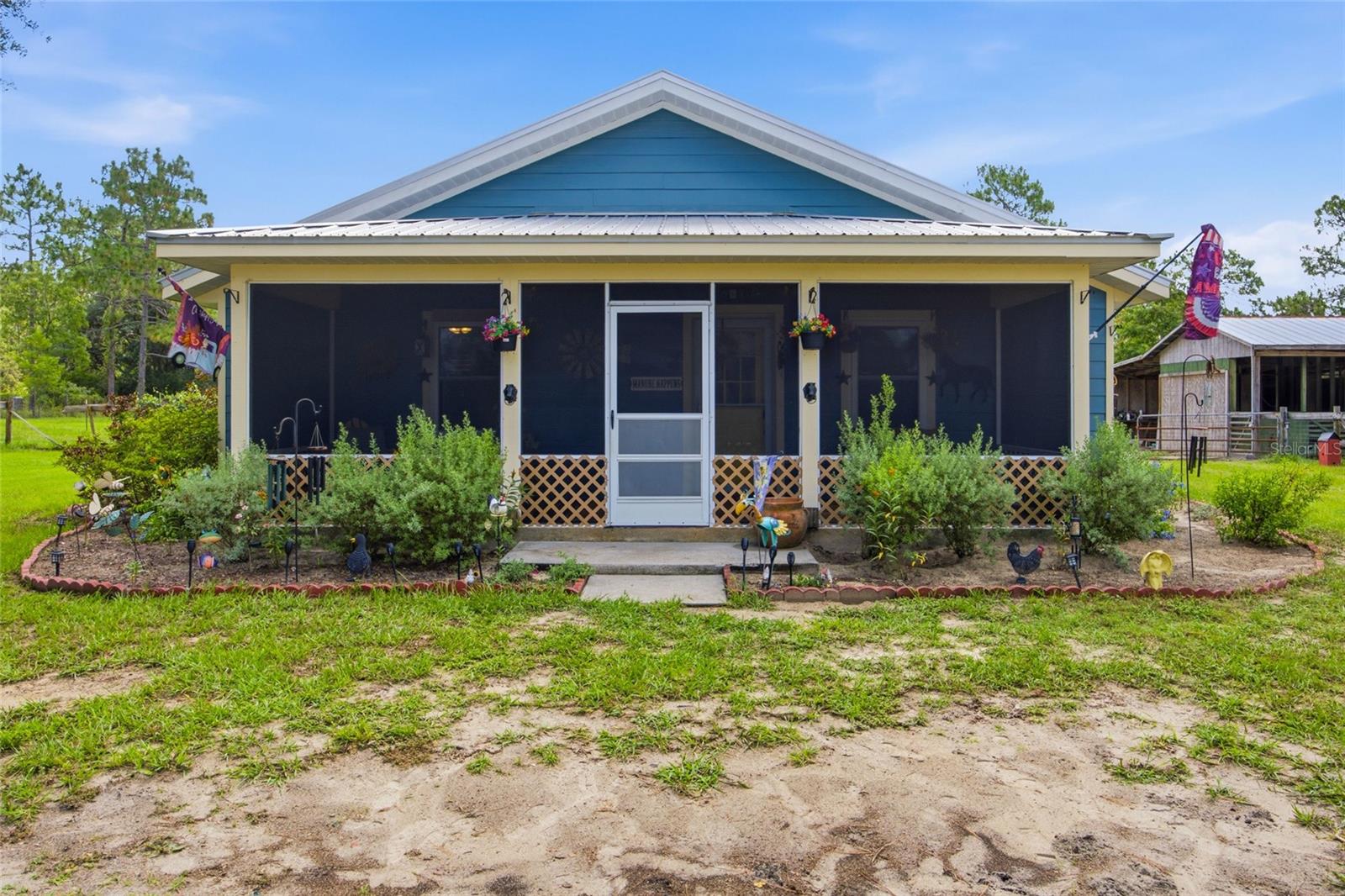 Single Family Residence in MORRISTON, FL - Daniel Dourado