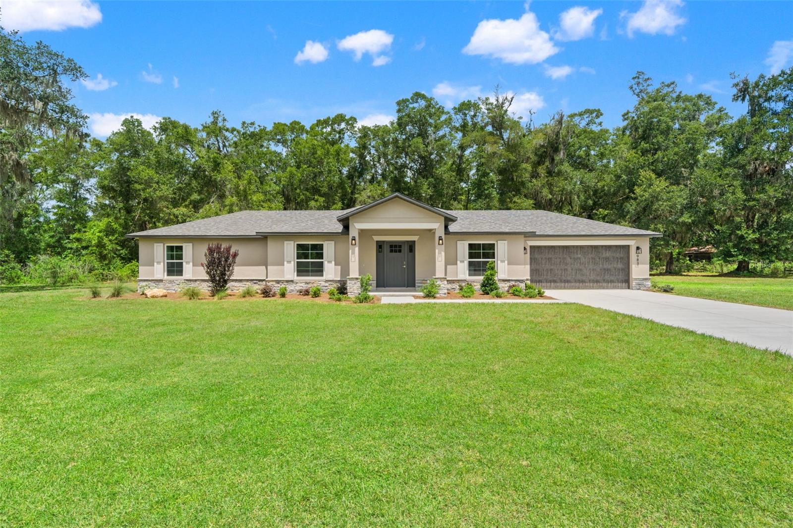 Single Family Residence in BROOKSVILLE, FL - Daniel Dourado