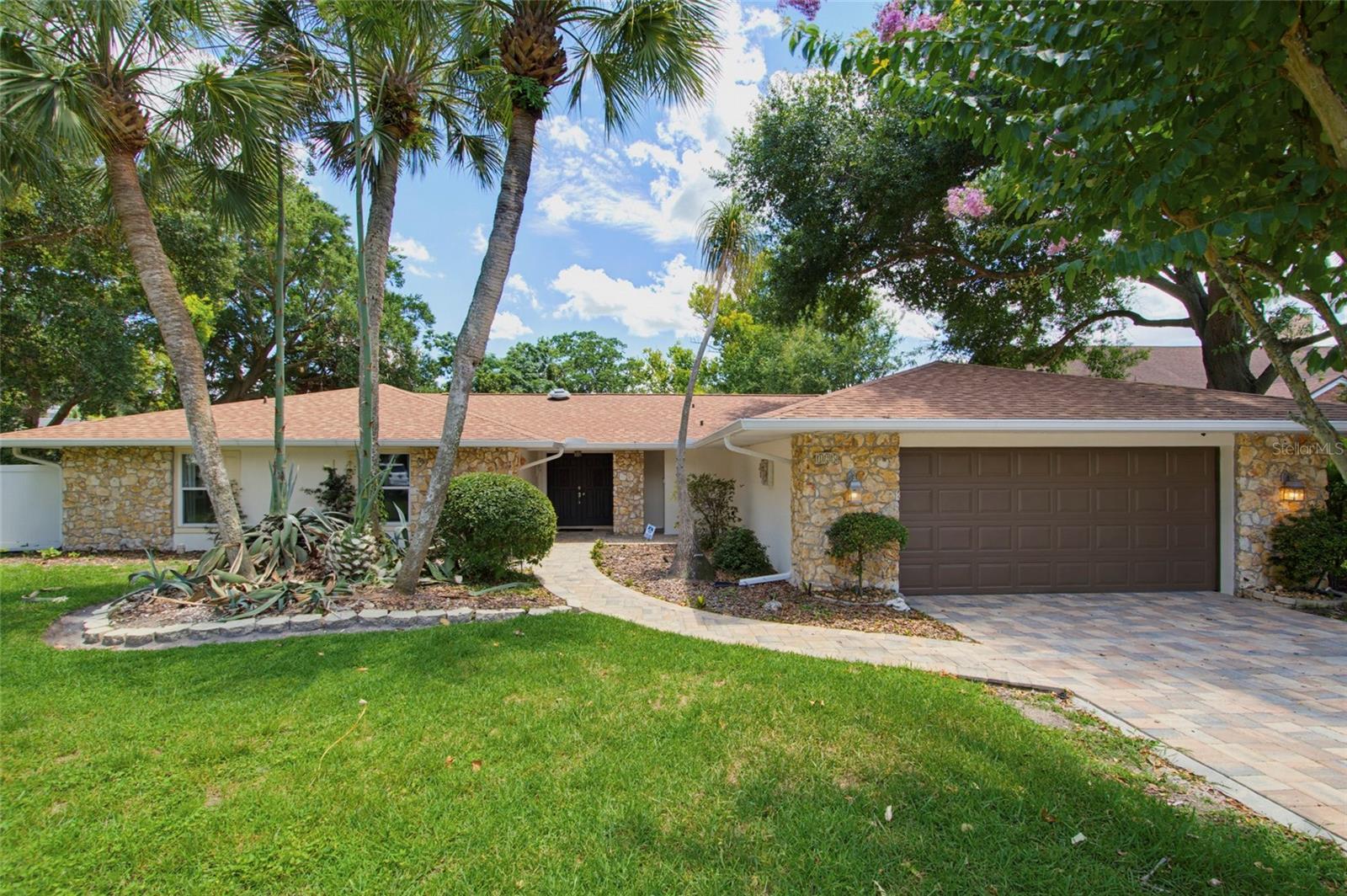 Single Family Residence in ALTAMONTE SPRINGS, FL - Daniel Dourado