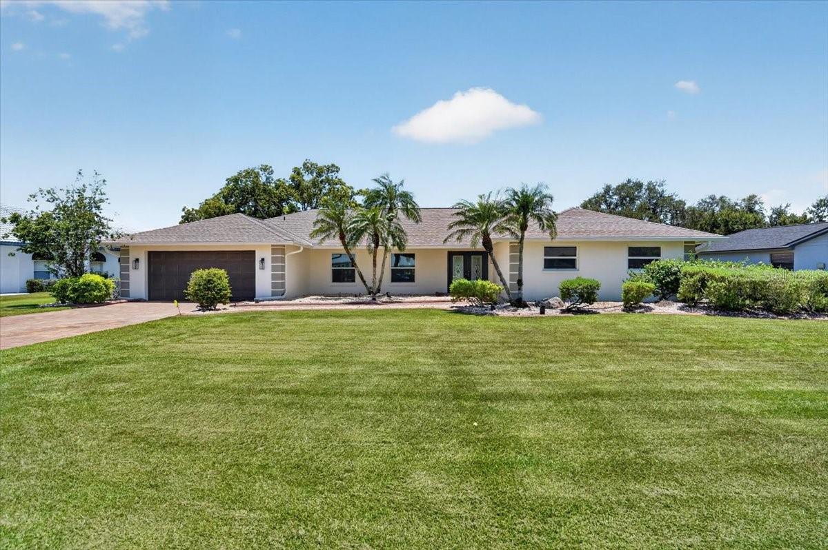 Single Family Residence in PARRISH, FL - Daniel Dourado