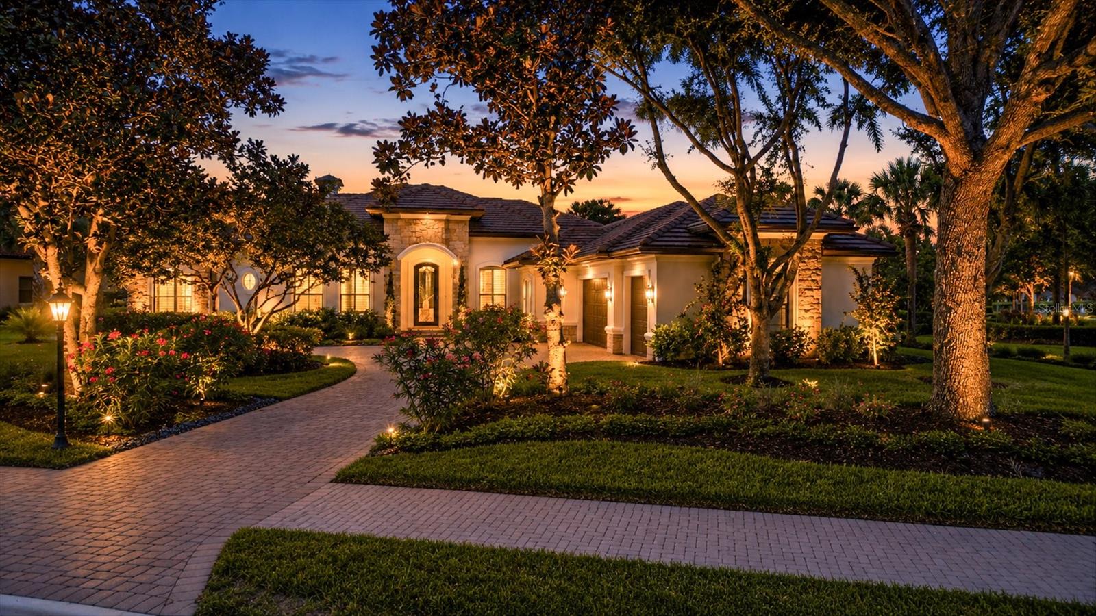 Single Family Residence em SARASOTA, FL - Daniel Dourado