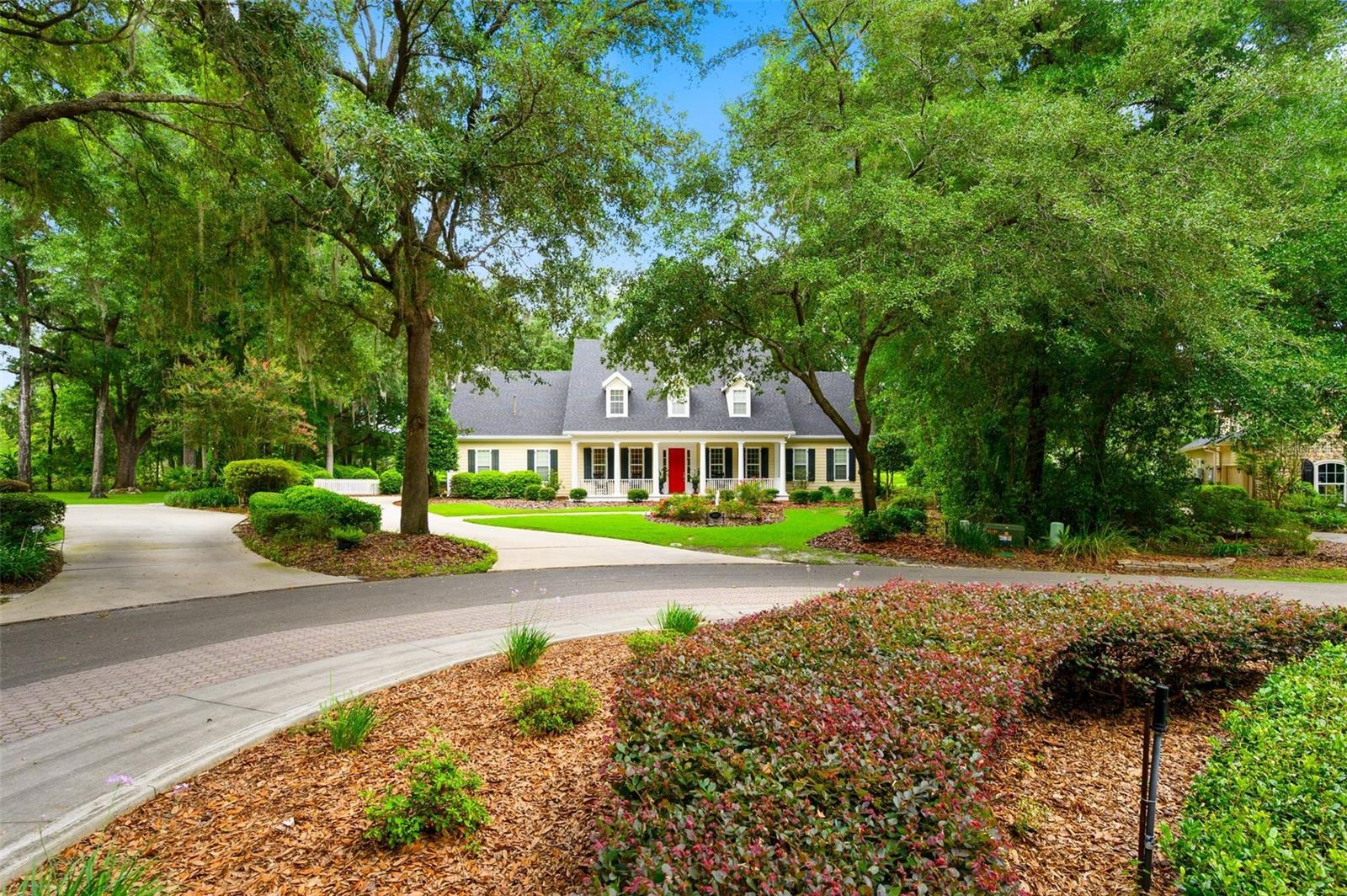 Single Family Residence in GAINESVILLE, FL - Daniel Dourado