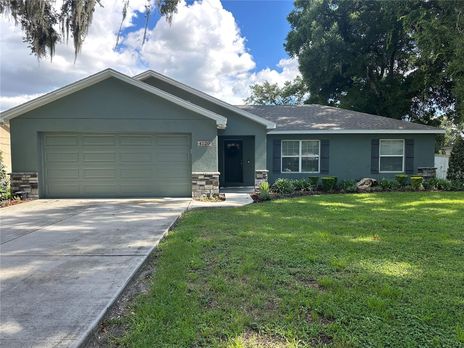 Single Family Residence em LAKELAND, FL - Daniel Dourado