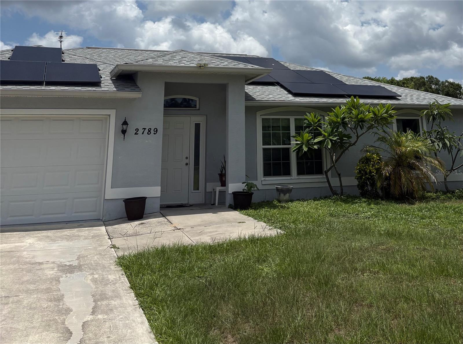 Single Family Residence in NORTH PORT, FL - Daniel Dourado
