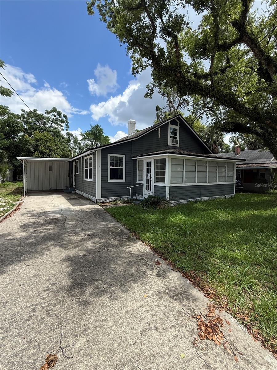 Single Family Residence in LONGWOOD, FL - Daniel Dourado