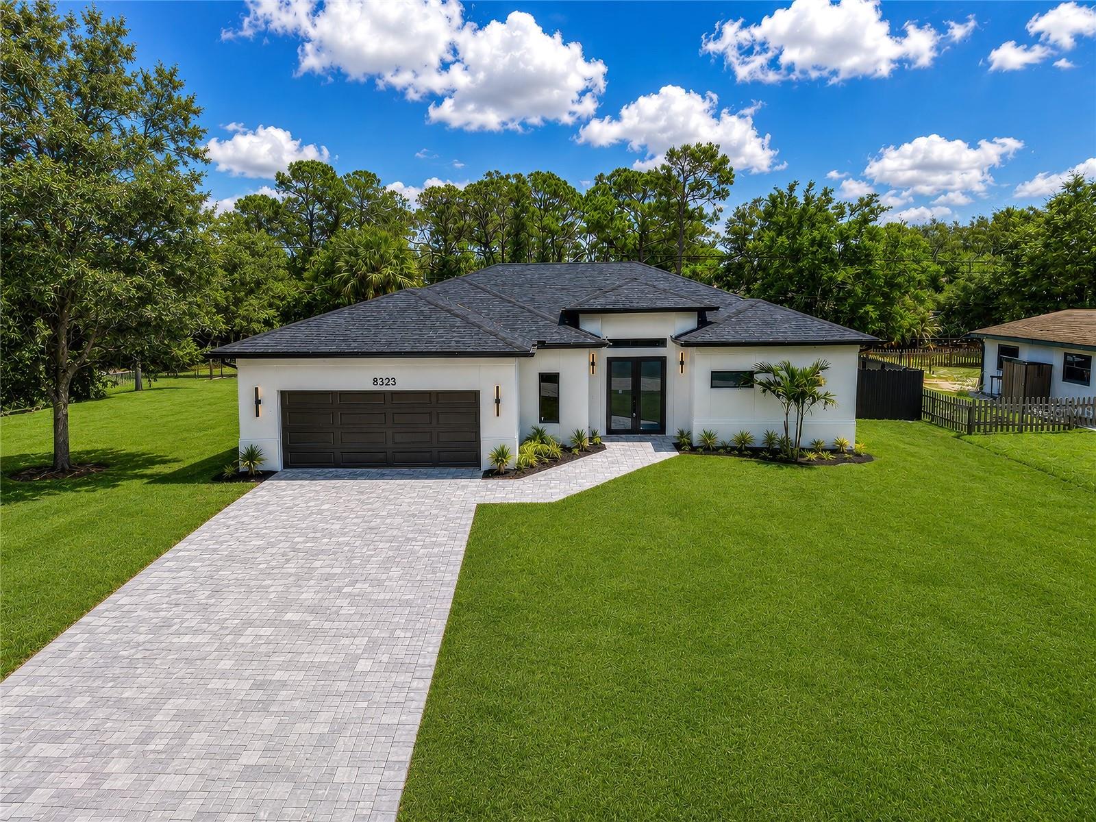 Single Family Residence in NORTH PORT, FL - Daniel Dourado