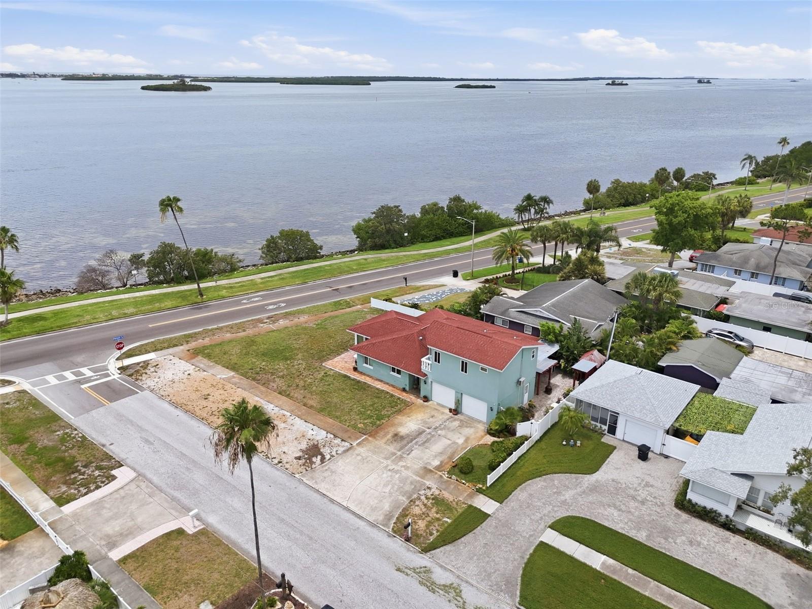 Single Family Residence em CLEARWATER, FL - Daniel Dourado