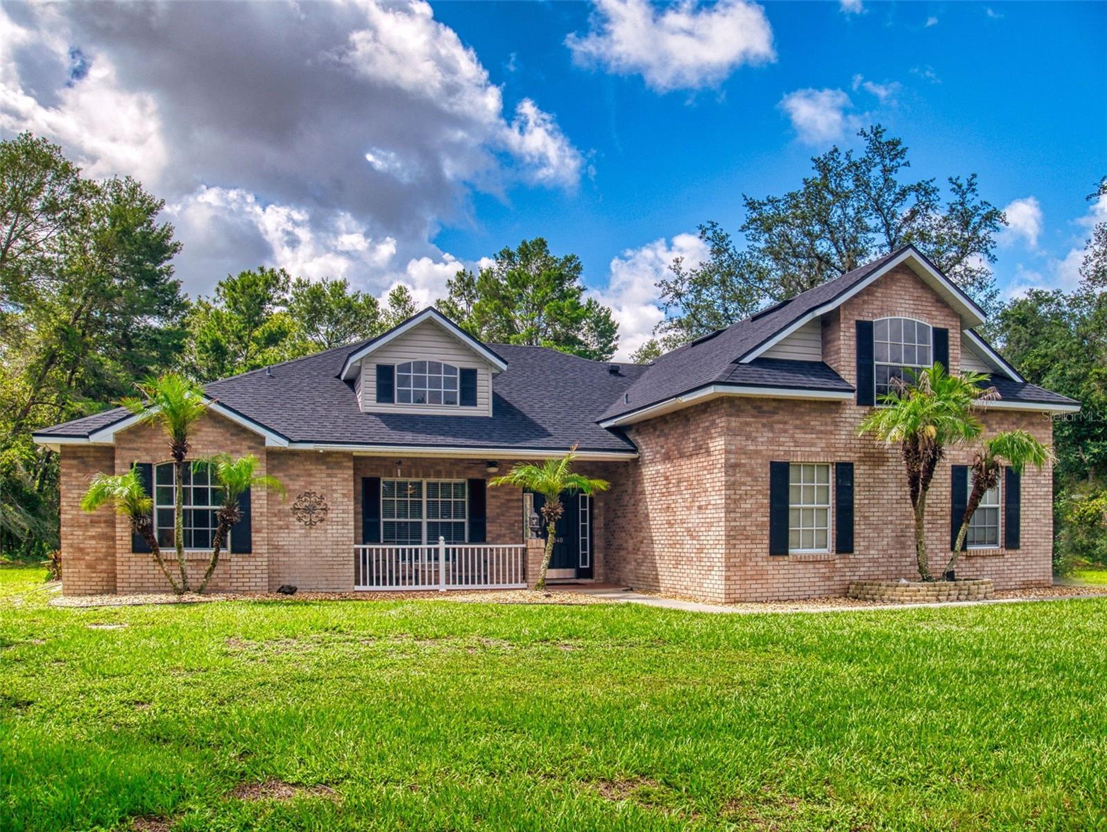 Single Family Residence em DELTONA, FL - Daniel Dourado