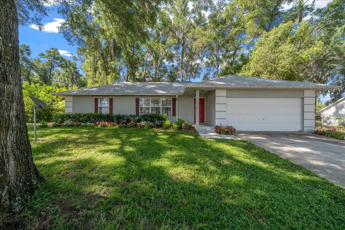Single Family Residence in OCALA, FL - Daniel Dourado