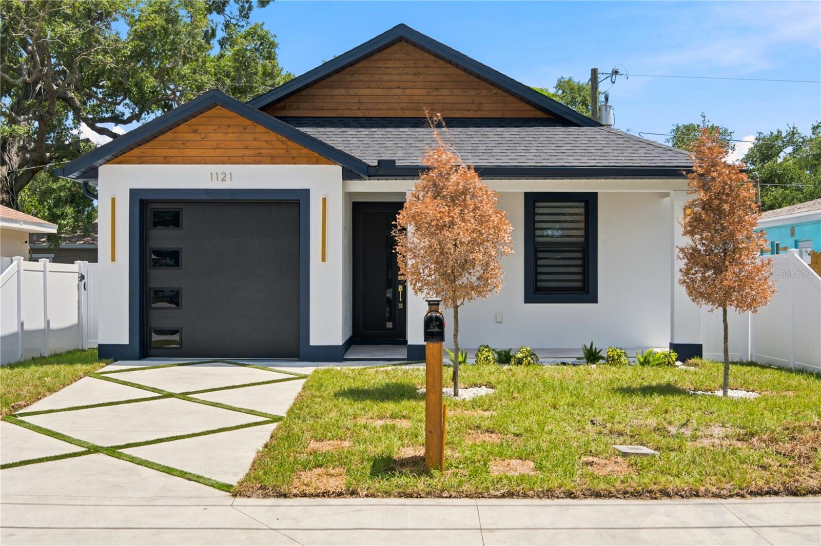 Single Family Residence em CLEARWATER, FL - Daniel Dourado