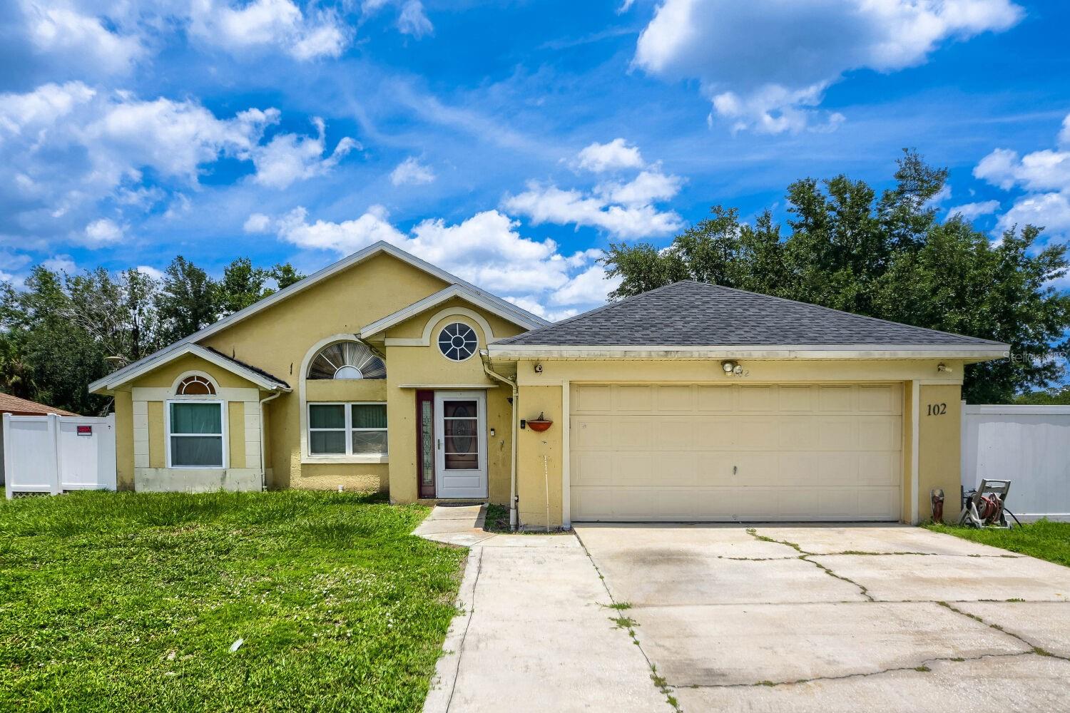 Single Family Residence in KISSIMMEE, FL - Daniel Dourado