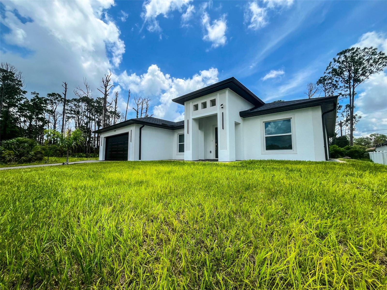 Single Family Residence in NORTH PORT, FL - Daniel Dourado