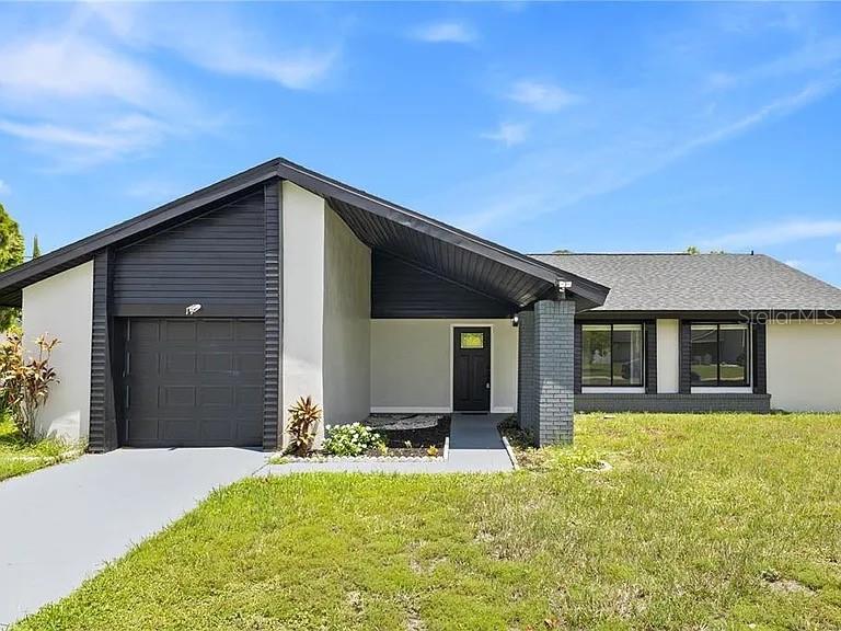 Single Family Residence in KISSIMMEE, FL - Daniel Dourado