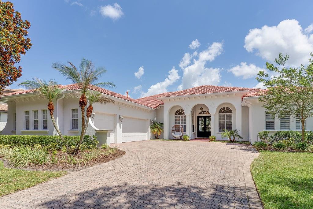 Single Family Residence in WINDERMERE, FL - Daniel Dourado