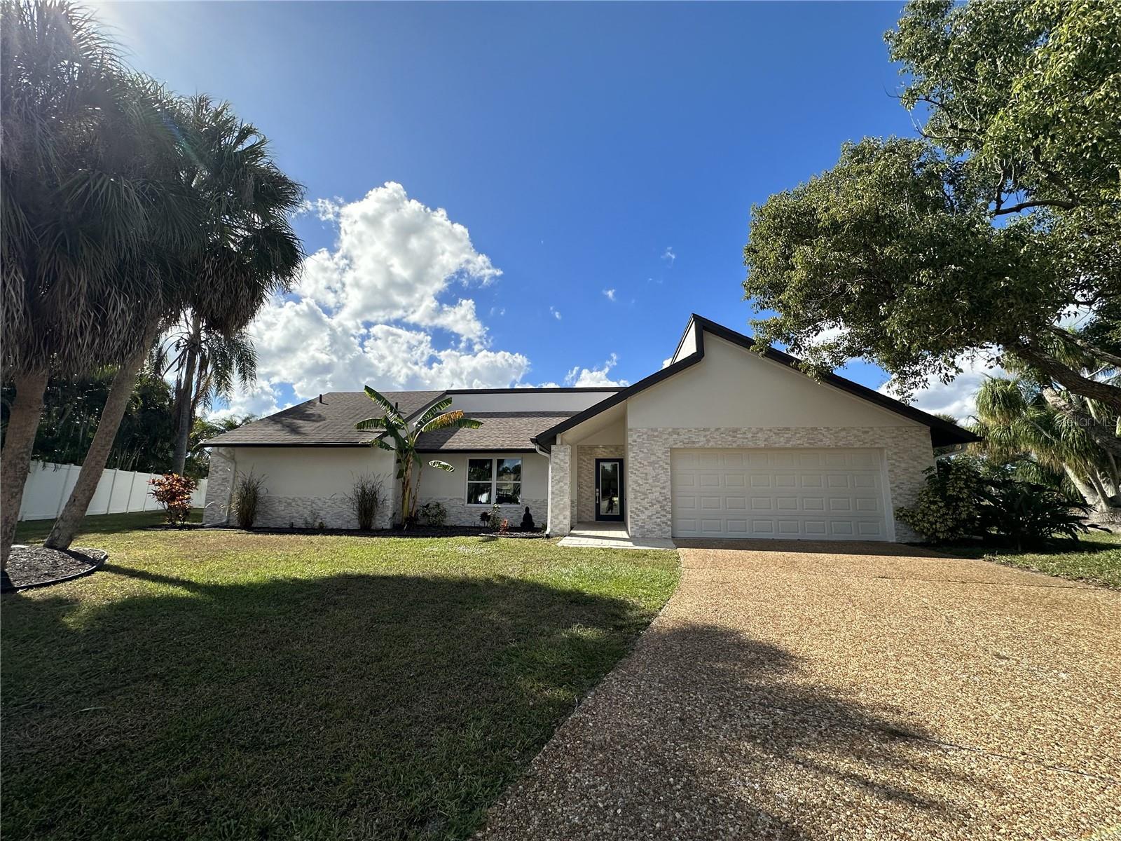 Single Family Residence em SARASOTA, FL - Daniel Dourado
