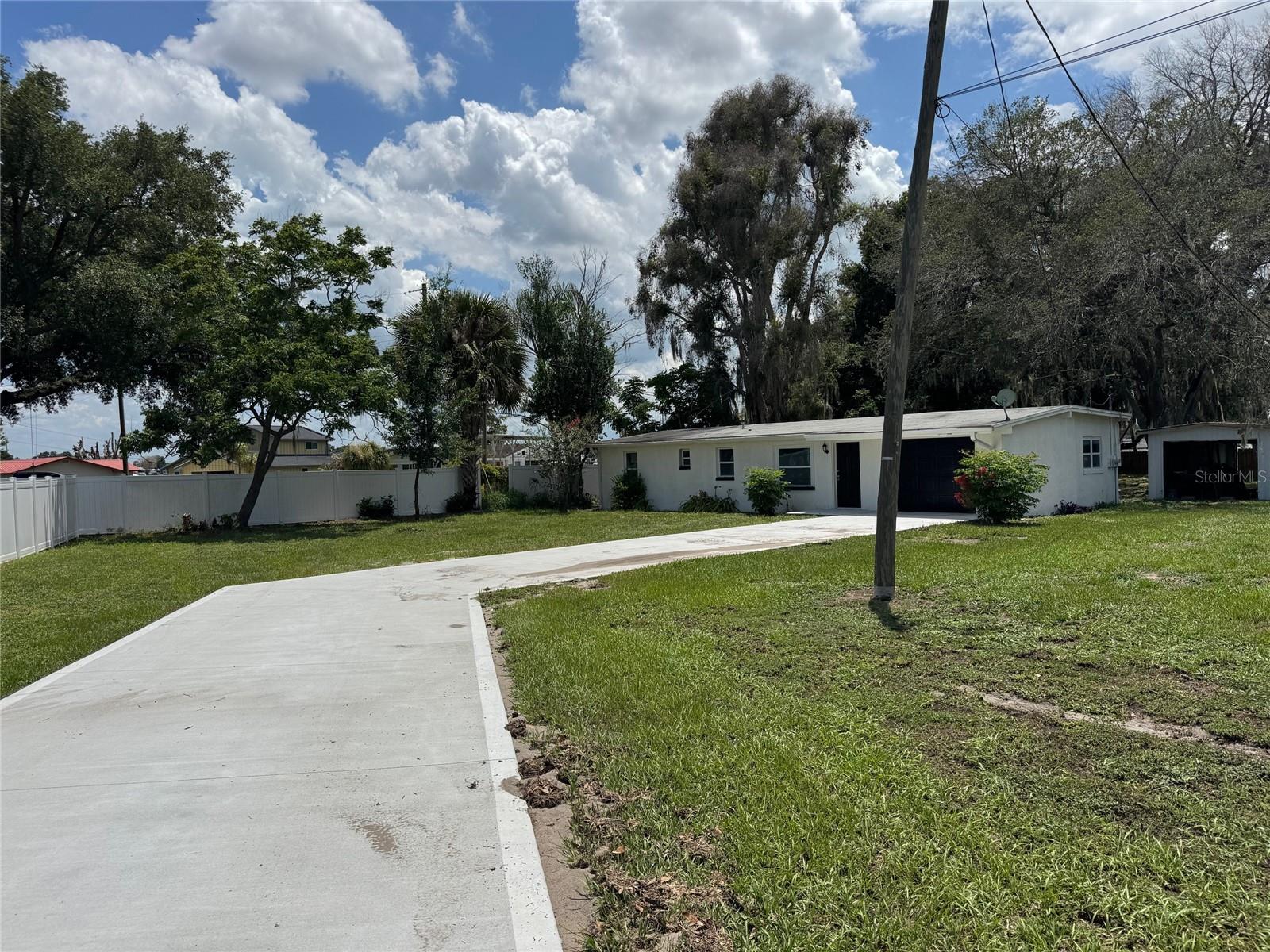 Single Family Residence em WINTER HAVEN, FL - Daniel Dourado
