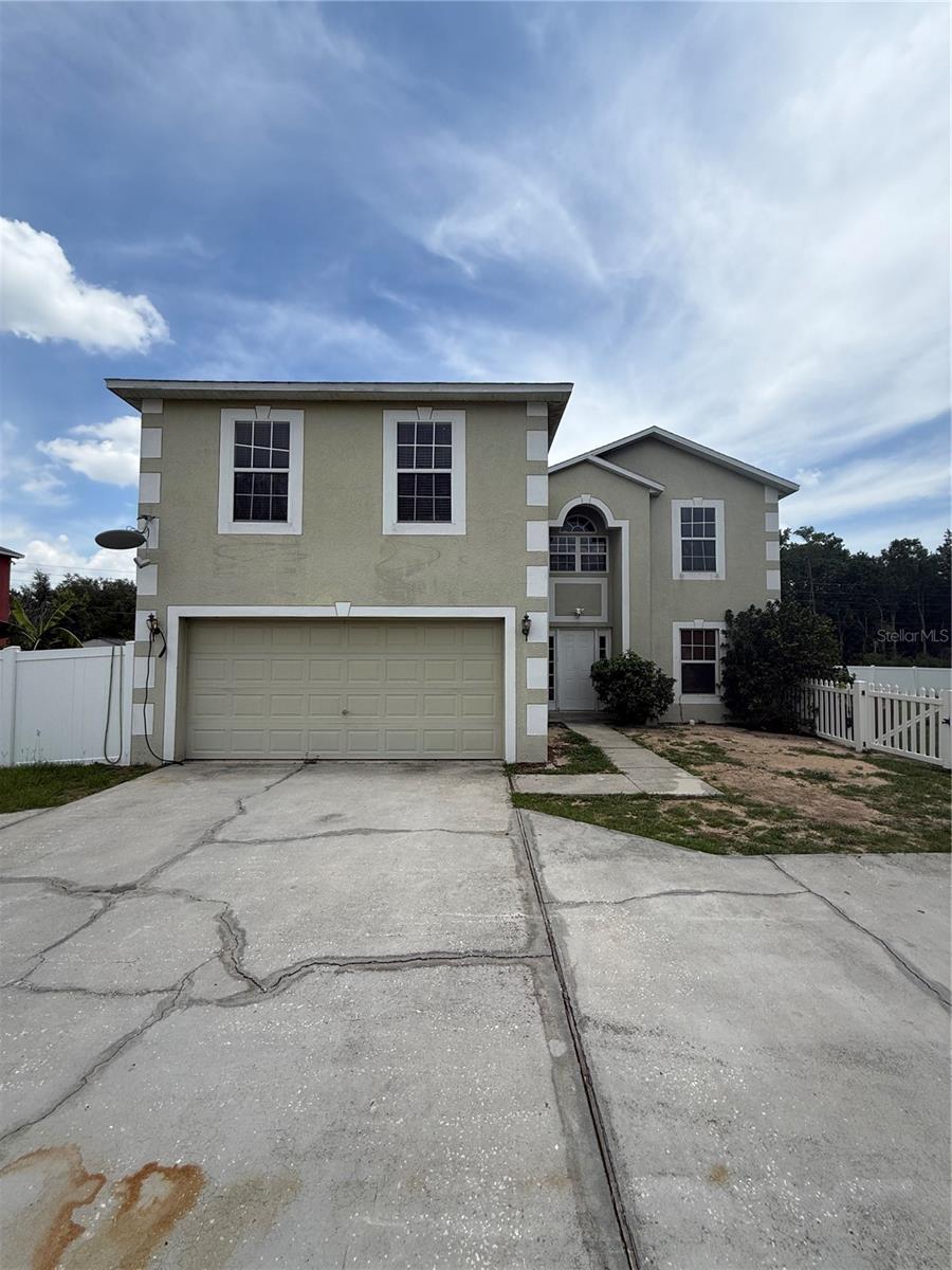 Single Family Residence em KISSIMMEE, FL - Daniel Dourado