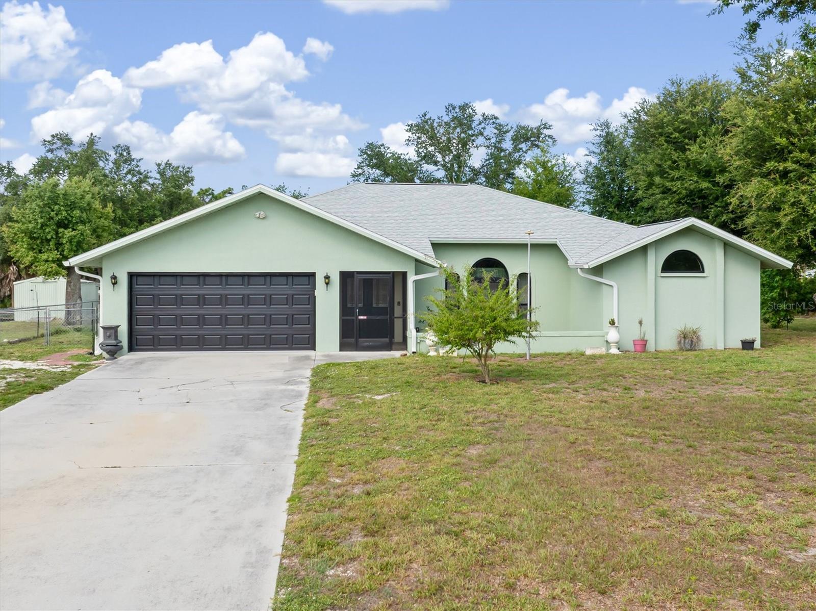 Single Family Residence in ENGLEWOOD, FL - Daniel Dourado