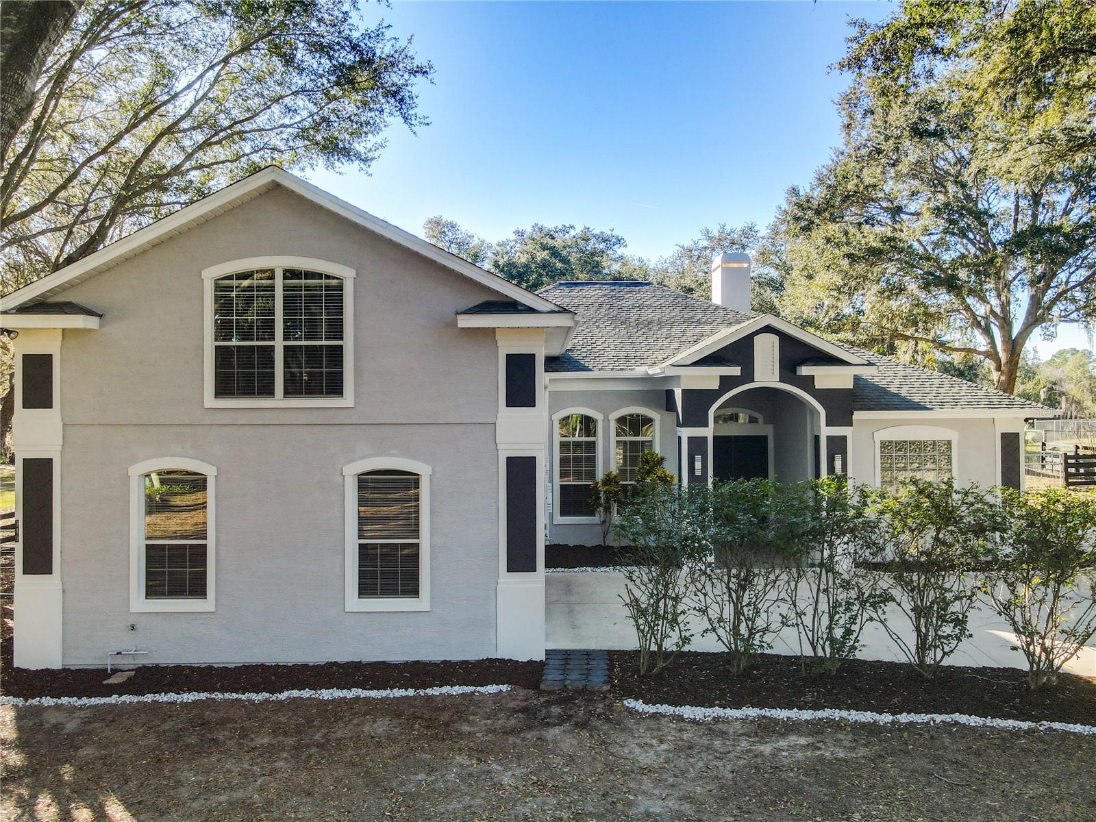 Single Family Residence em FRUITLAND PARK, FL - Daniel Dourado