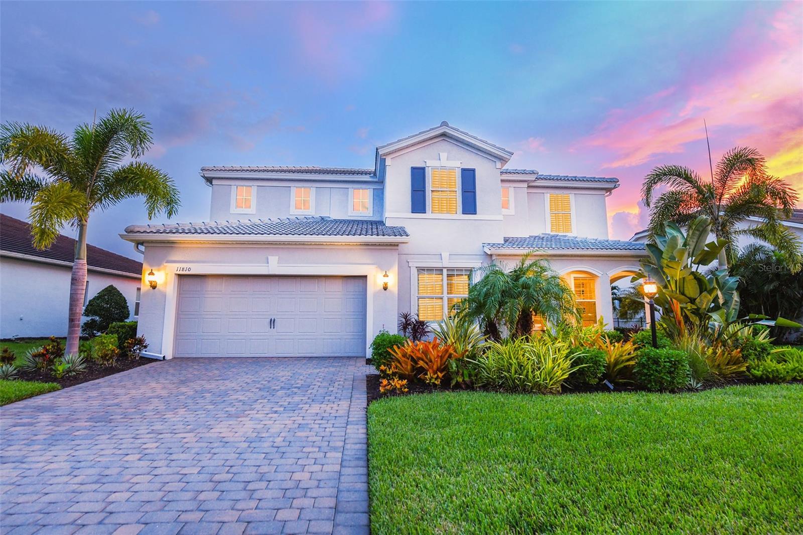 Single Family Residence in BRADENTON, FL - Daniel Dourado