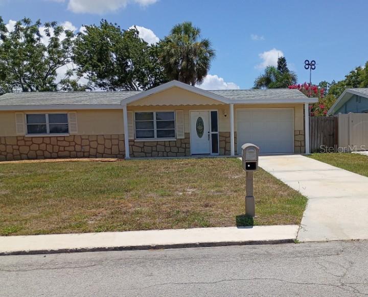 Single Family Residence em PORT RICHEY, FL - Daniel Dourado