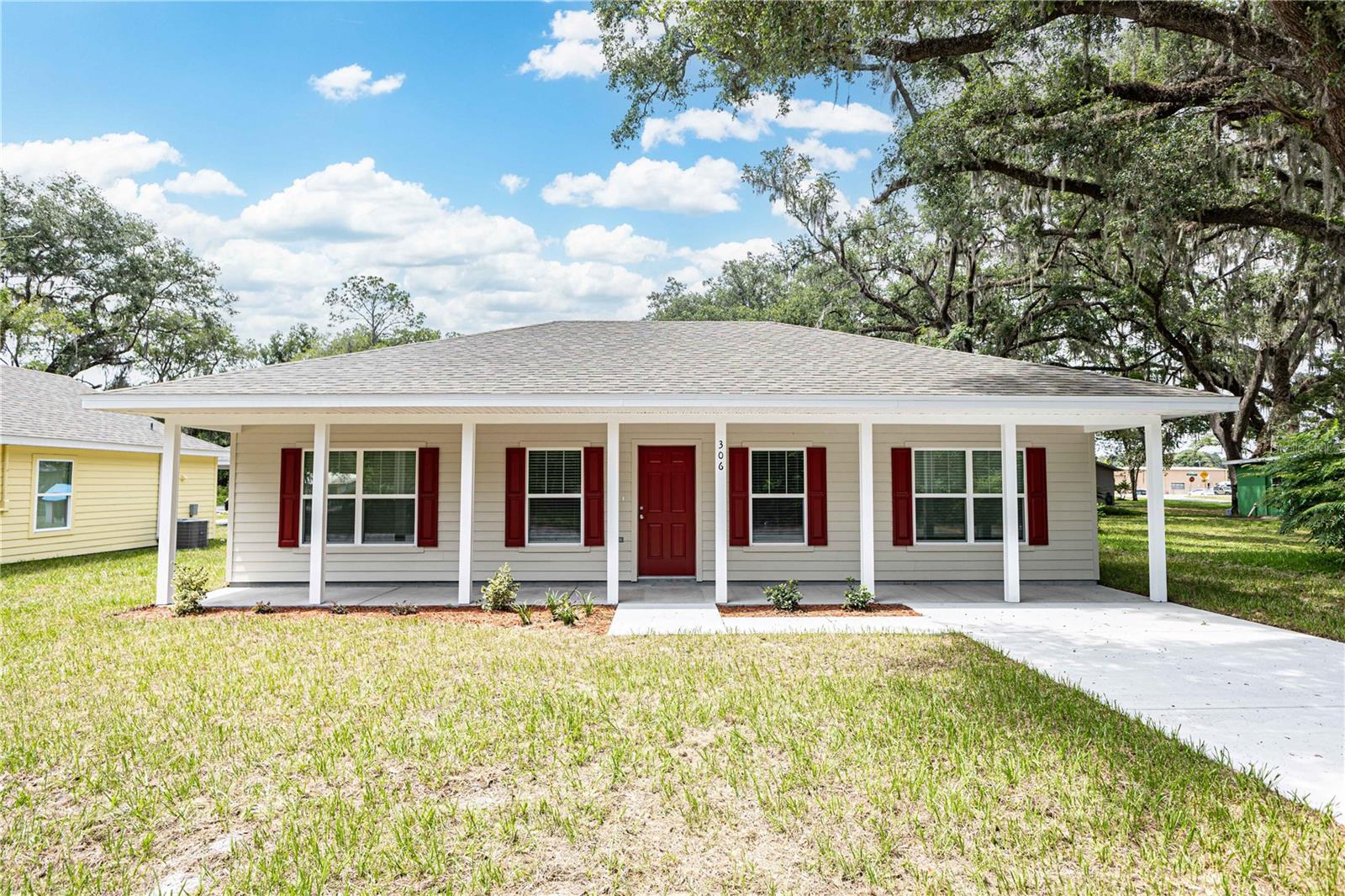 Single Family Residence em BUSHNELL, FL - Daniel Dourado