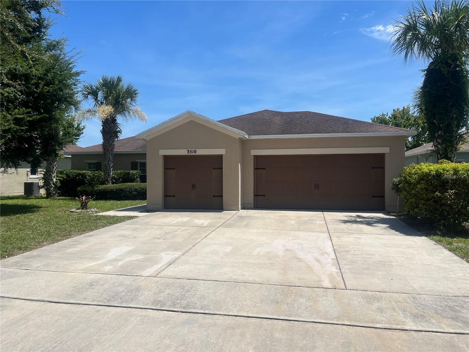 Single Family Residence em KISSIMMEE, FL - Daniel Dourado