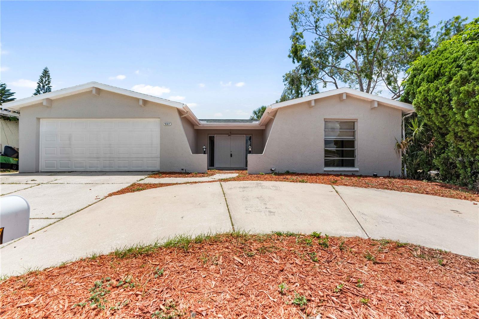 Single Family Residence em PORT RICHEY, FL - Daniel Dourado