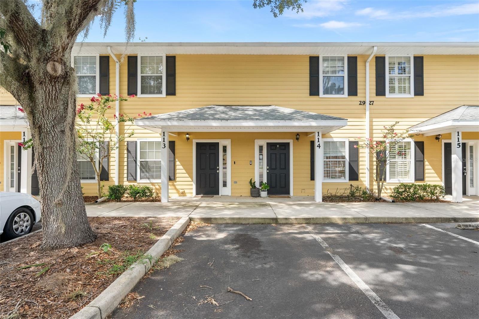 Condominium in GAINESVILLE, FL - Daniel Dourado