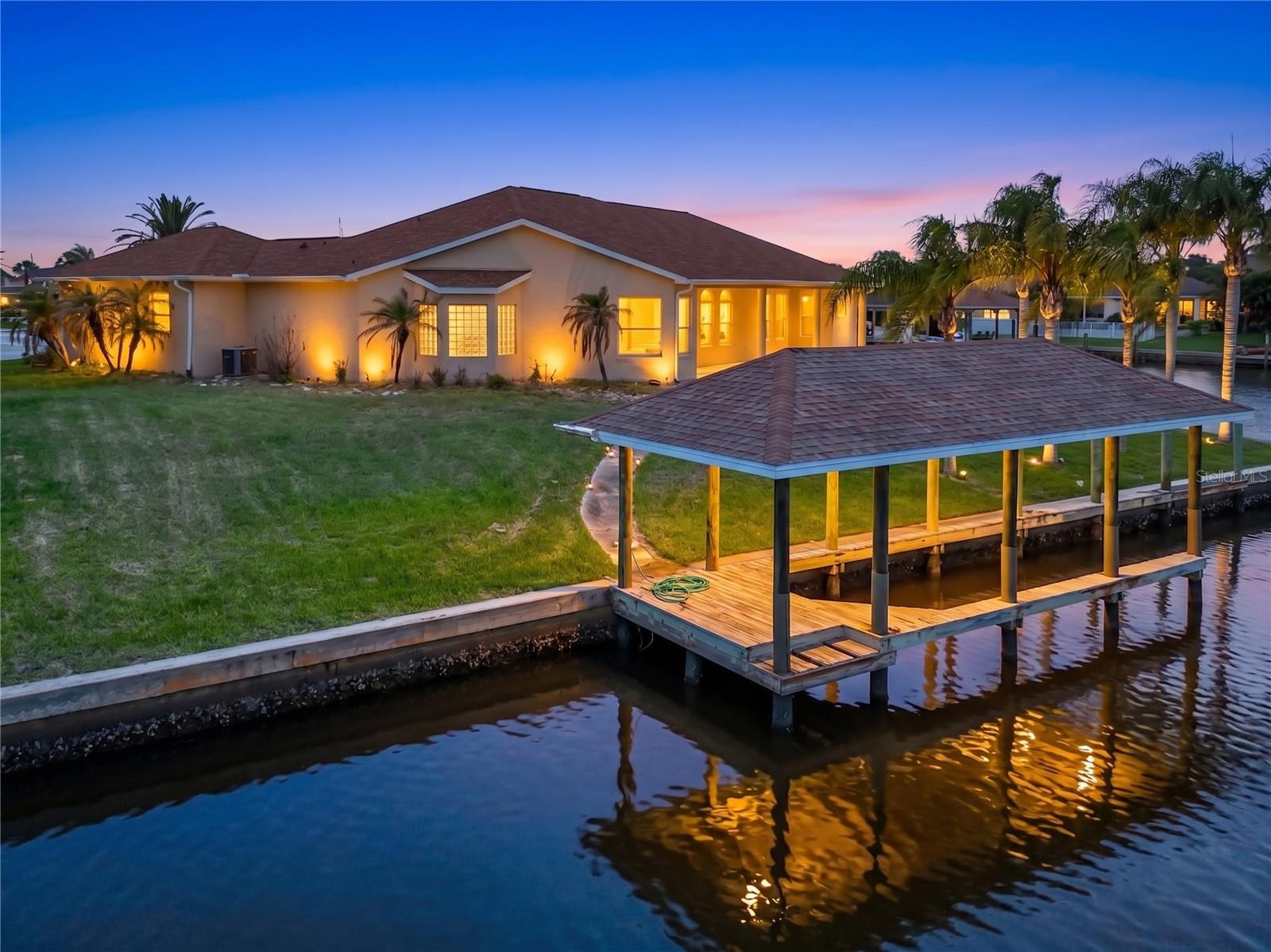 Single Family Residence in PALM COAST, FL - Daniel Dourado