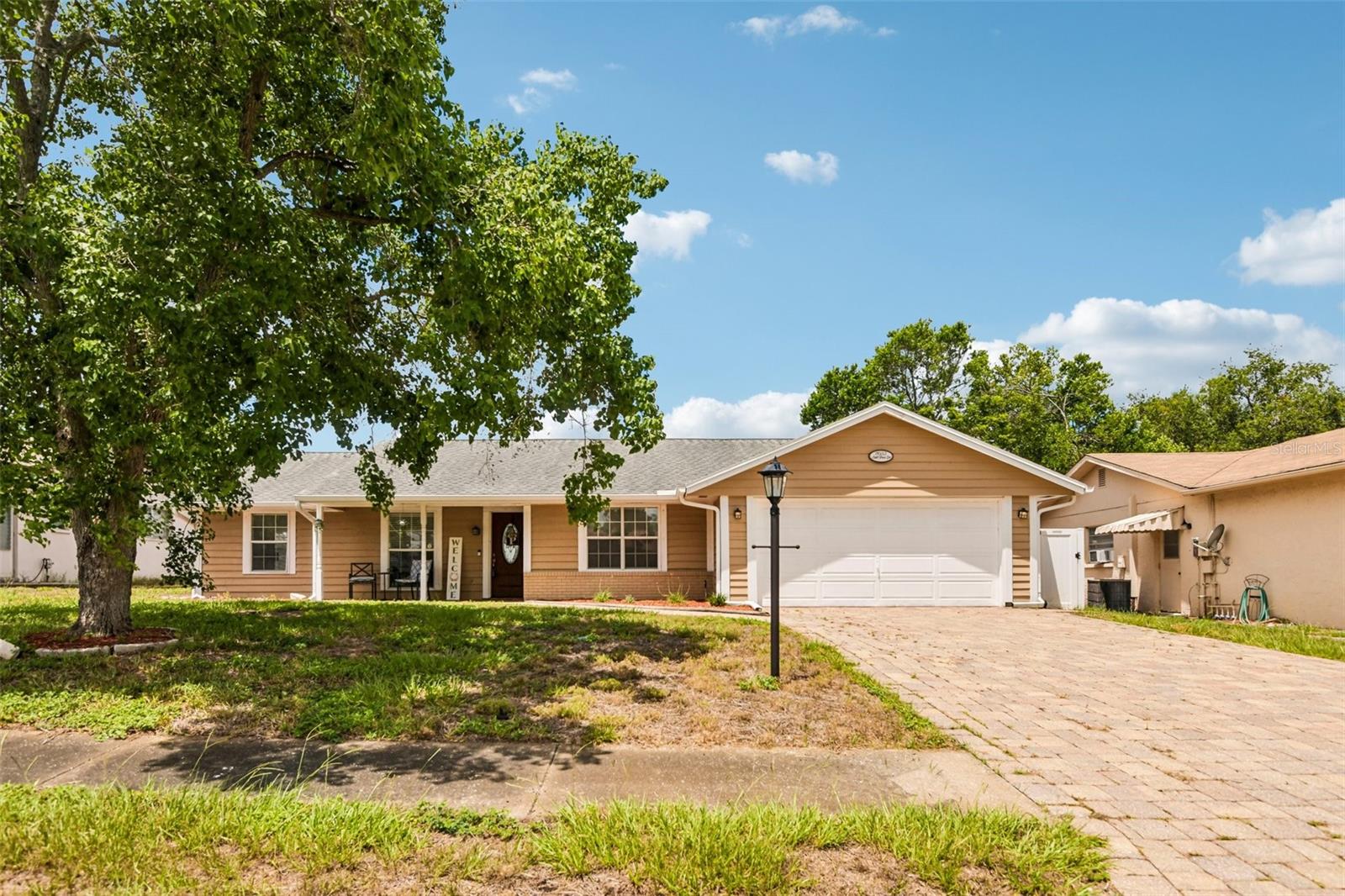 Single Family Residence em PORT RICHEY, FL - Daniel Dourado