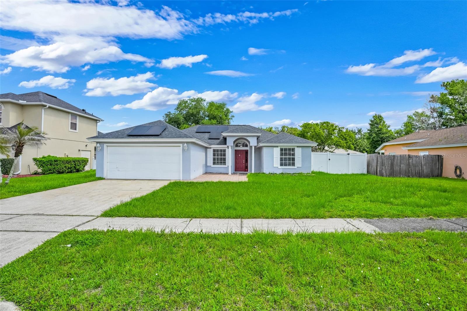 Single Family Residence in ORLANDO, FL - Daniel Dourado