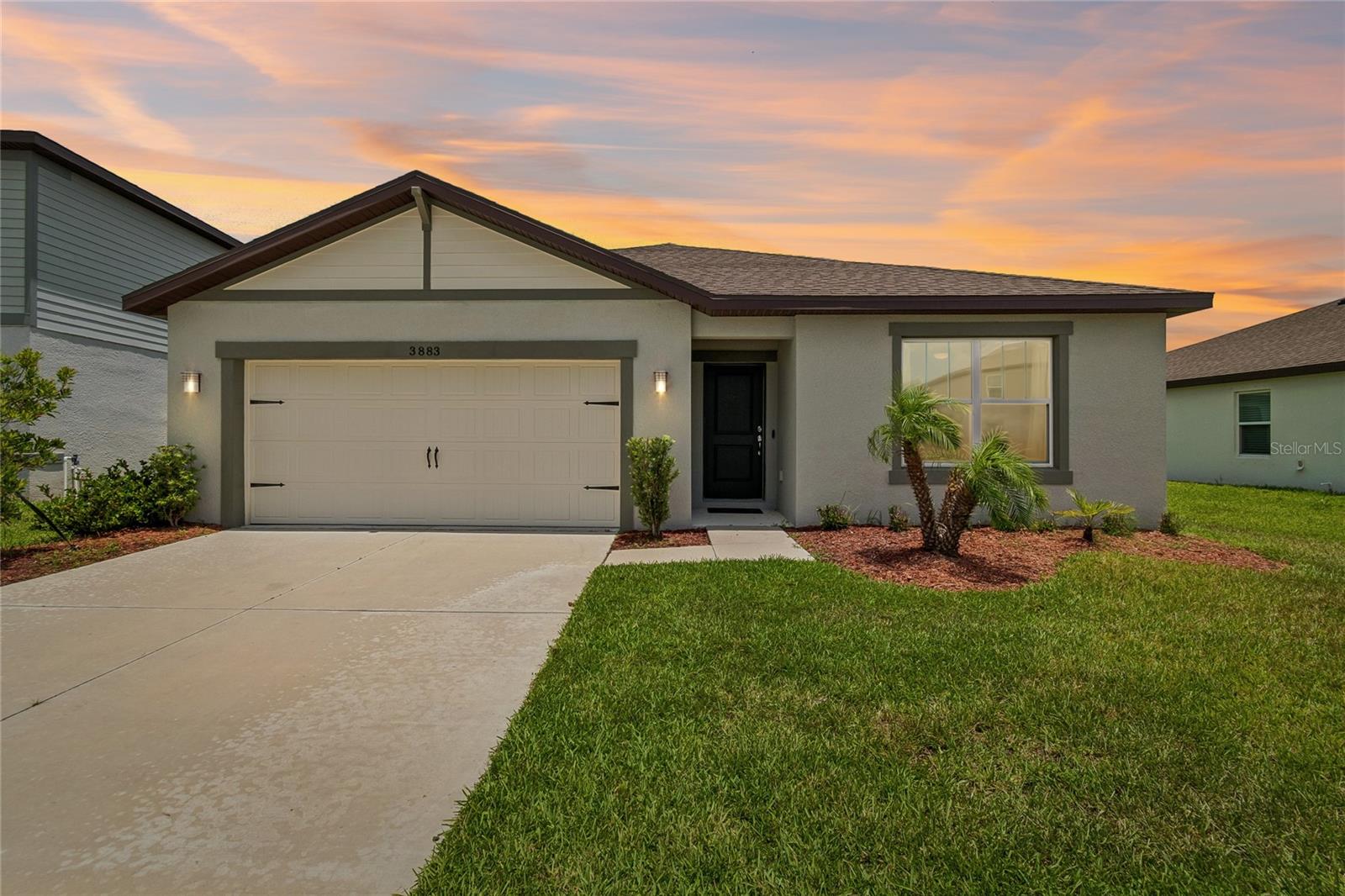 Single Family Residence in PLANT CITY, FL - Daniel Dourado
