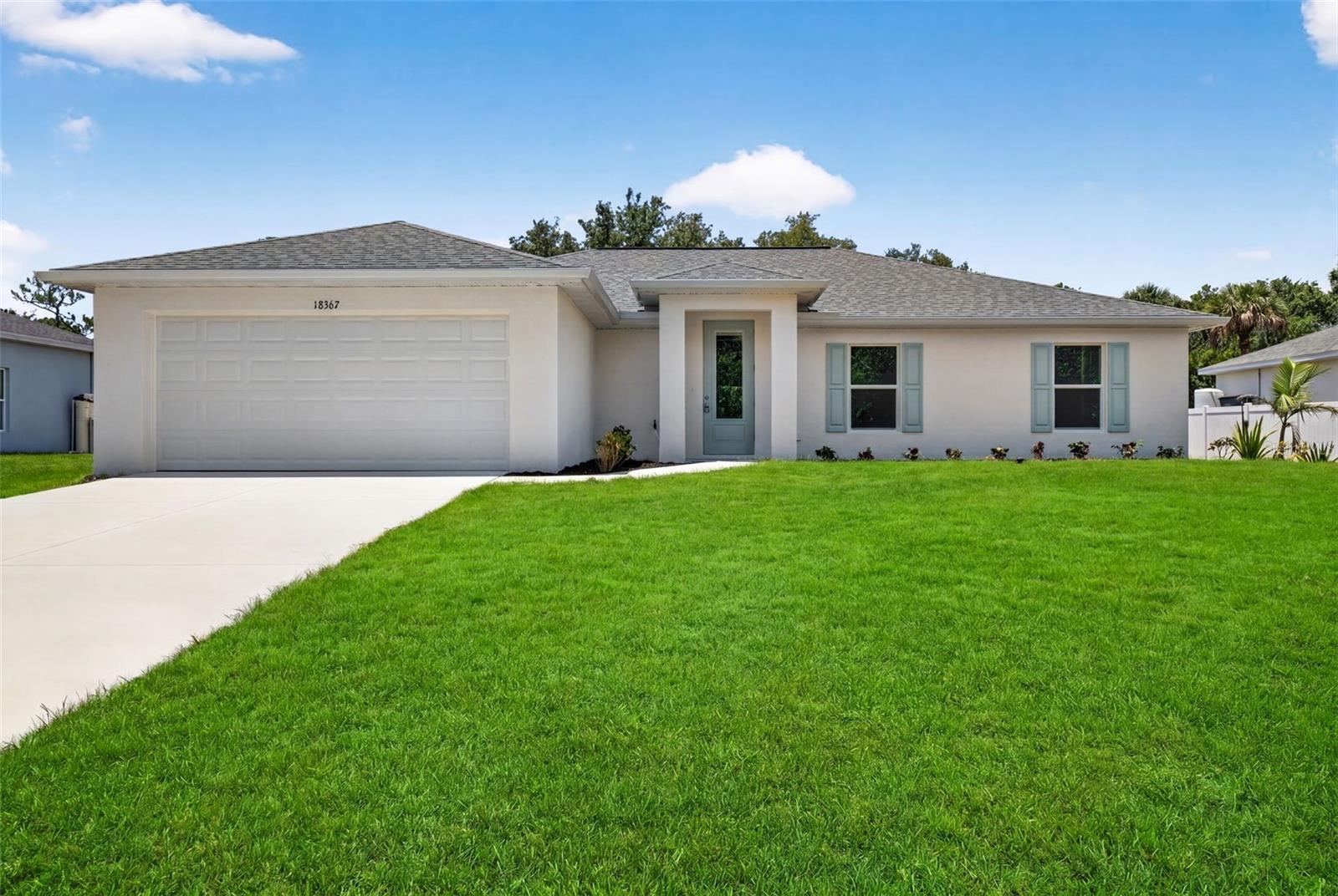 Single Family Residence em PORT CHARLOTTE, FL - Daniel Dourado