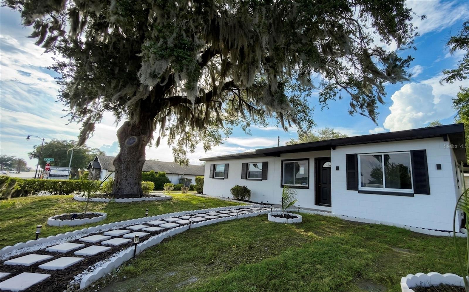 Single Family Residence em LEESBURG, FL - Daniel Dourado