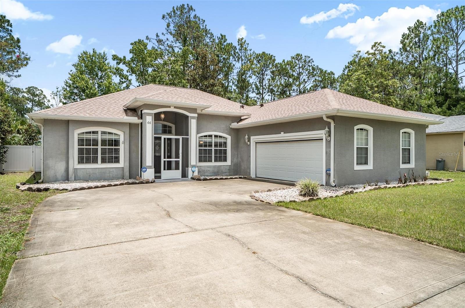 Single Family Residence in PALM COAST, FL - Daniel Dourado
