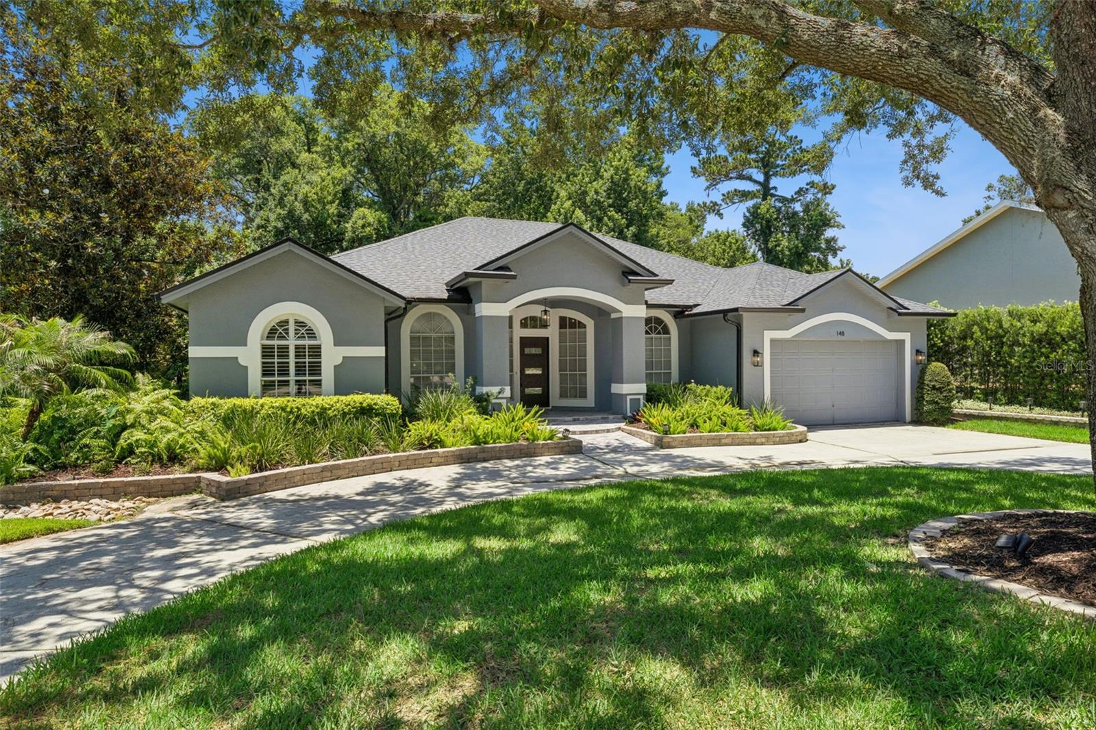 Single Family Residence in LONGWOOD, FL - Daniel Dourado