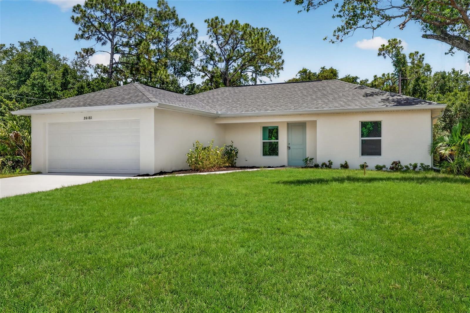 Single Family Residence em PORT CHARLOTTE, FL - Daniel Dourado